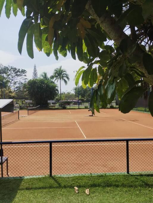Condominio Wembley Tenis, Praia Das Toninhas, Ubatuba-Sp Zewnętrze zdjęcie